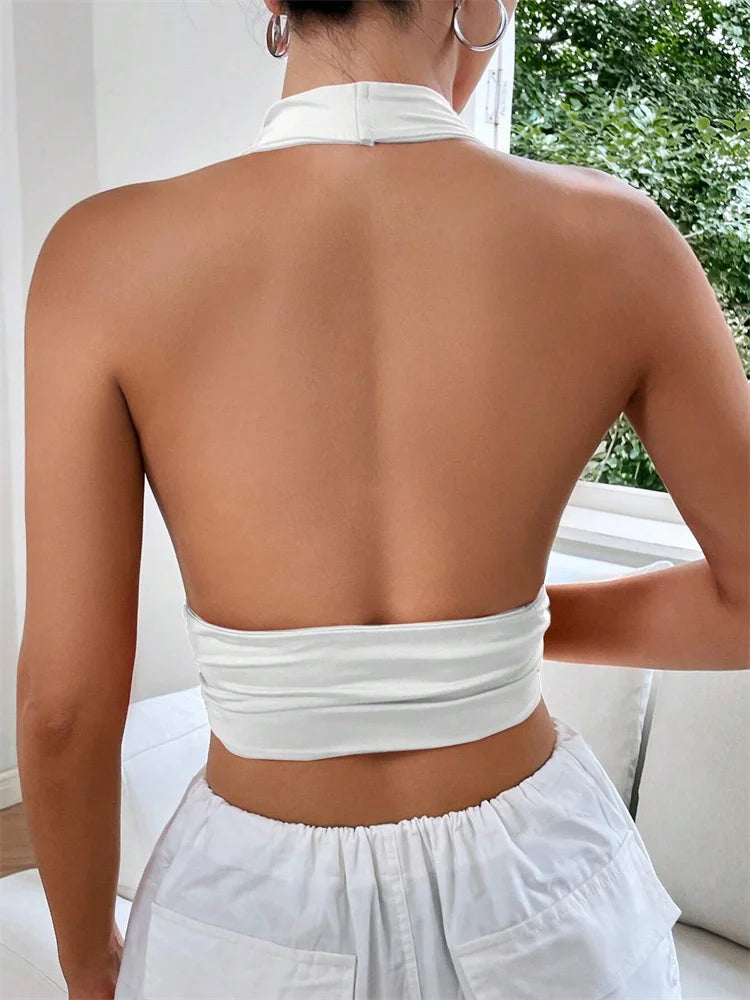 Trendig Enfärgad Y2K Crop Top med Halterneck – Perfekt för Club och Streetwear